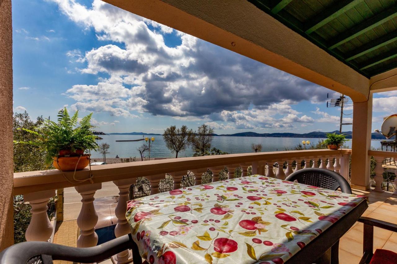 Mare-More Studio W Balcony And Beach Front And View Zadar Zewnętrze zdjęcie