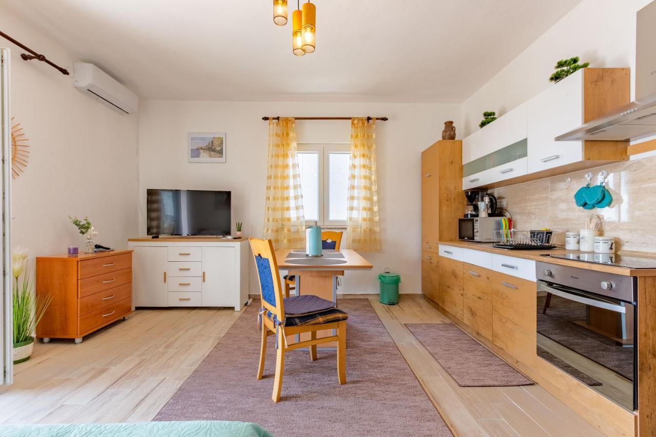 Mare-More Studio W Balcony And Beach Front And View Zadar Zewnętrze zdjęcie