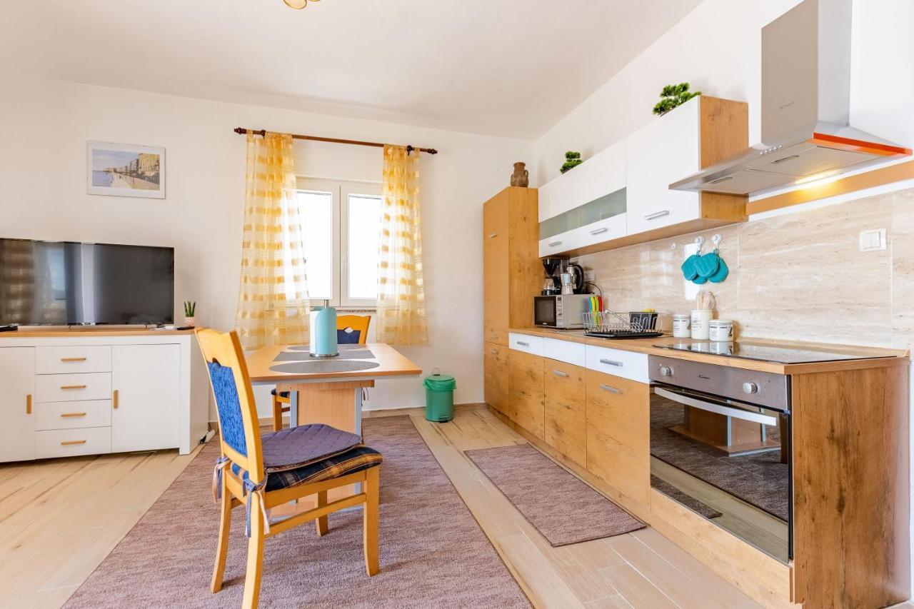 Mare-More Studio W Balcony And Beach Front And View Zadar Zewnętrze zdjęcie